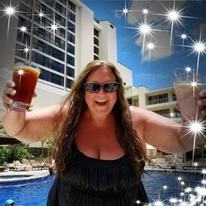 Meet your Posher, Sandra